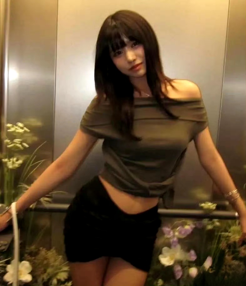 明星版的小苹果(明星版的小苹果是谁唱的)-第8张图片-有道翻译官网 明星版的小苹果(明星版的小苹果是谁唱的)-第8张图片-有道翻译官网